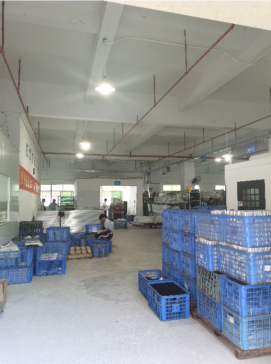 客戶訂單接踵而至，忙碌的發(fā)貨現(xiàn)場|鉑源五金